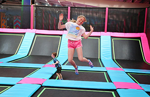 Jump In Trampoline and Adventure Parks